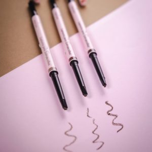 Lapiseira para Sobrancelhas com Escovinha